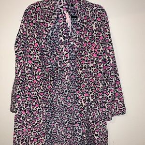 VS Plush Robe